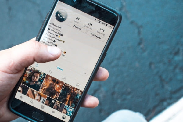 Instagram広告運用代行