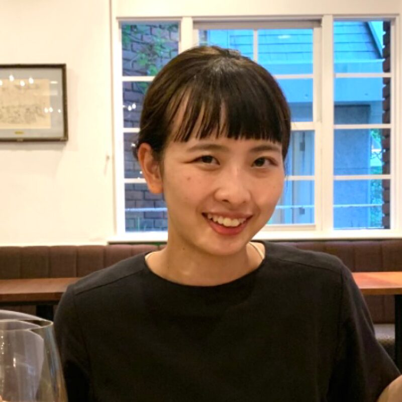 今井 由依